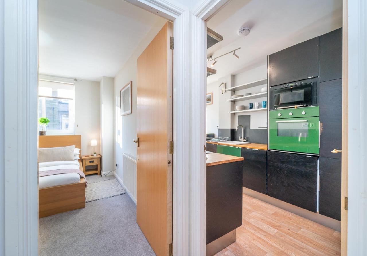 אדינבורו The Waverley Park Terrace Residence מראה חיצוני תמונה